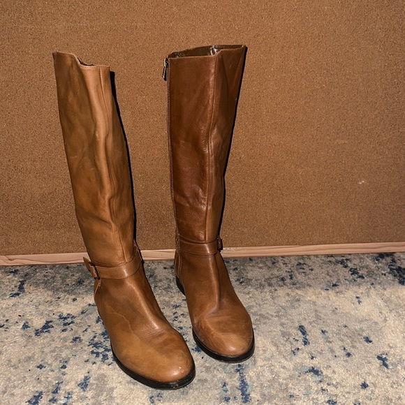 Shoes - Used- great condition